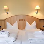Berlin - Greenline Hotel 3*