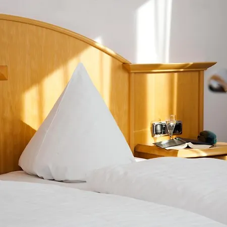 Berlin - Greenline Отель