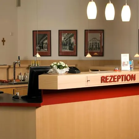 Hotel Berlin - Greenline