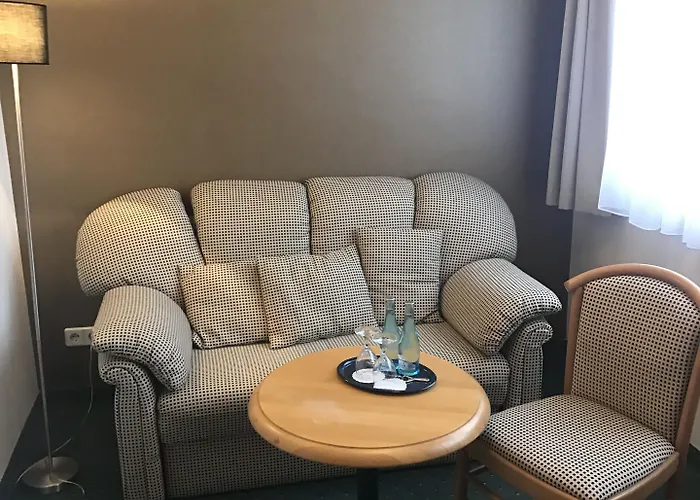 Отель Berlin - Greenline